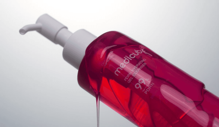 PDRN Hydrating Gel Cleanser | Medicube